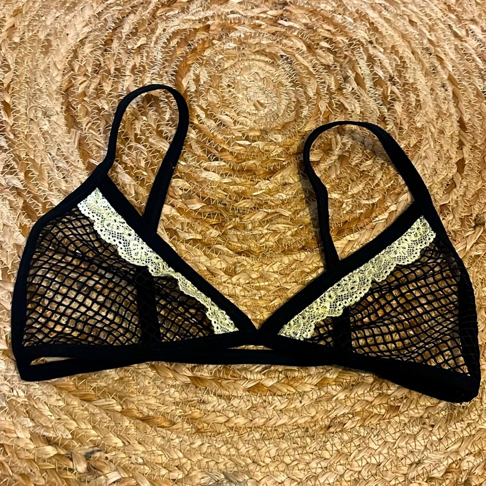 Women’s small fish net - maid bra ( lingerie )
